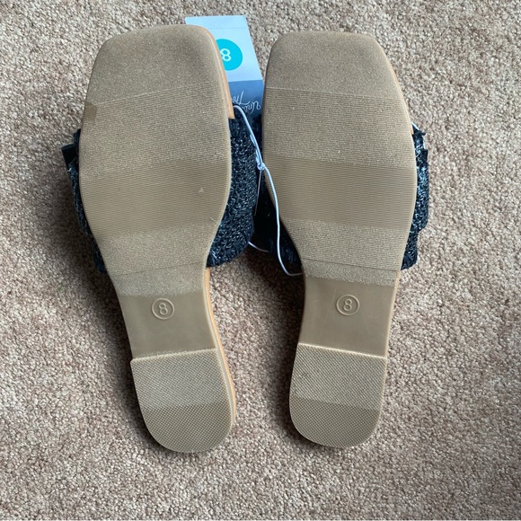 Universal Thread Chrissy Sandals - Size 8 NWT - Picture 3 of 3